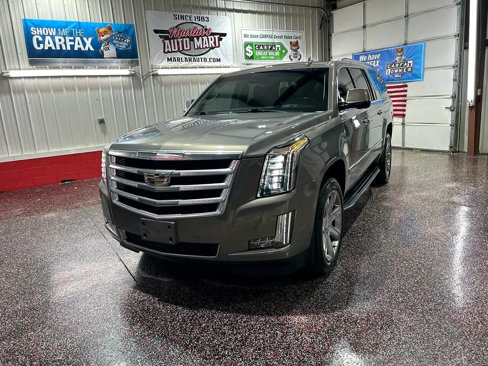 Used 2019 Cadillac Escalade ESV Luxury image 17