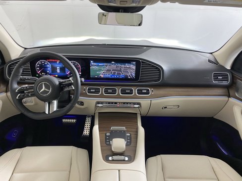 New 2025 Mercedes-Benz GLS 450 4MATIC image 15