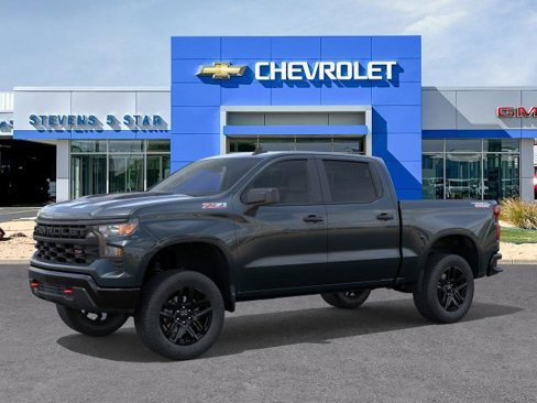 New 2026 Chevrolet Silverado 1500 Custom Trail Boss w/ LPO, Dark Essentials Package image 2