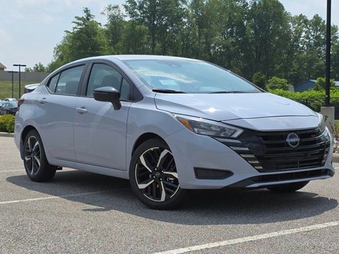 New 2025 Nissan Versa SR w/ Trunk Package image 2