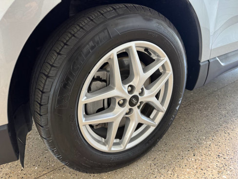 Used 2024 Ford Edge SEL image 41
