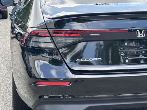 Used 2024 Honda Accord Sport image 11