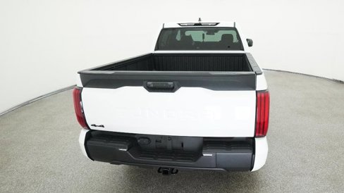 New 2026 Toyota Tundra SR image 7