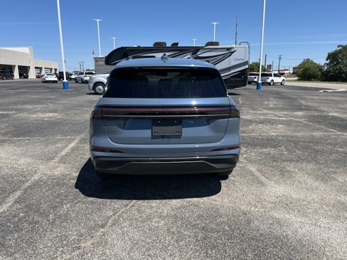 New 2025 Lincoln Nautilus Premier w/ Equipment Group 102A image 5