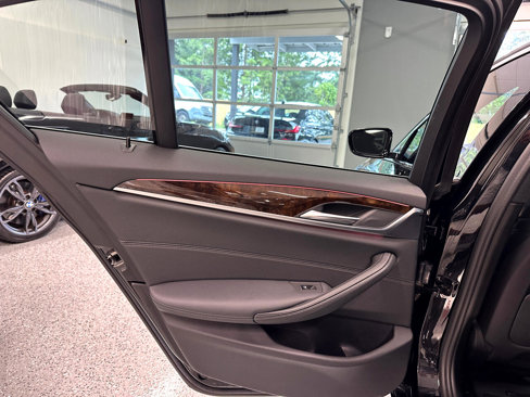 Used 2019 BMW 540i xDrive image 20