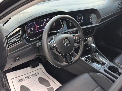 Used 2021 Volkswagen Jetta SEL image 11