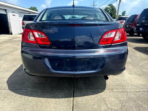 Used 2007 Chrysler Sebring LX image 4