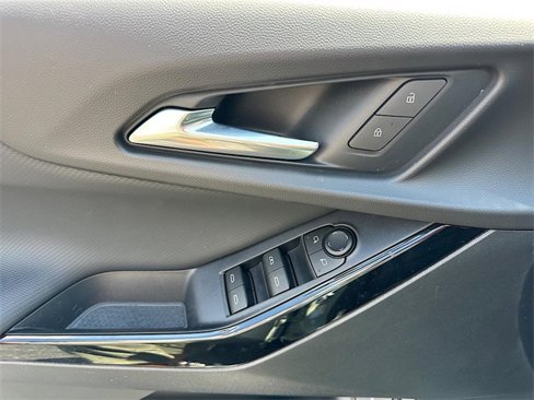New 2026 Chevrolet Equinox LT w/ Convenience Package II image 14