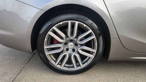 Used 2018 Maserati Ghibli GranLusso image 15
