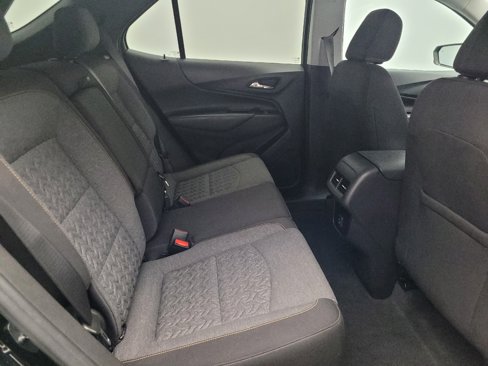 Used 2022 Chevrolet Equinox LT w/ Driver Convenience Package image 19