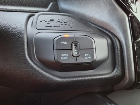 Used 2025 RAM 2500 Lone Star image 10