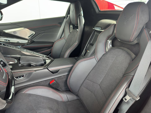 New 2025 Chevrolet Corvette E-Ray image 14