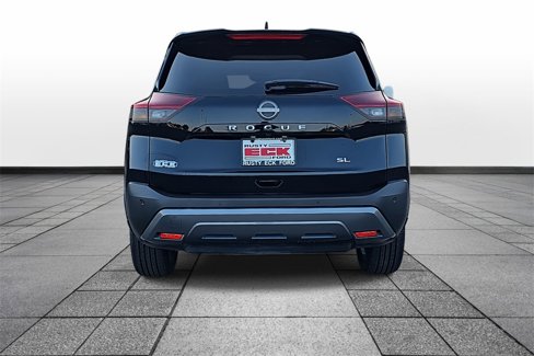 Used 2023 Nissan Rogue SL w/ SL Premium Package image 6