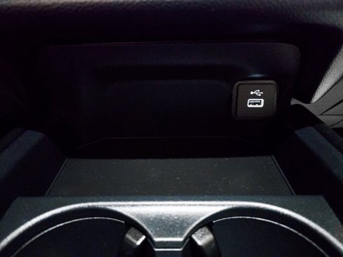 Certified 2023 Honda HR-V LX image 35