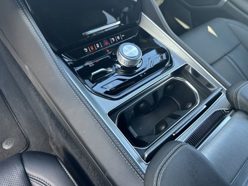 New 2025 Jeep Wagoneer L Series II image 23