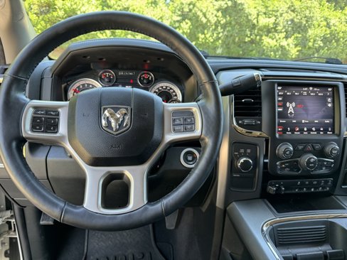 Used 2018 RAM 2500 Laramie w/ Sport Appearance Group image 28