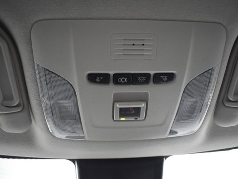 Used 2022 Toyota Corolla LE image 19