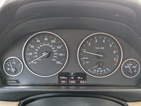 Used 2015 BMW 320i Sedan image 24