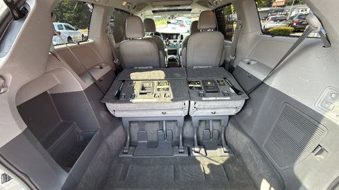 Used 2015 Toyota Sienna XLE Premium image 29