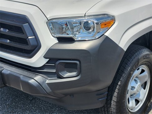 Used 2022 Toyota Tacoma SR image 8