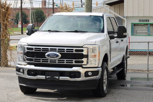 Used 2024 Ford F250 XLT w/ FX4 Off-Road Package image 3
