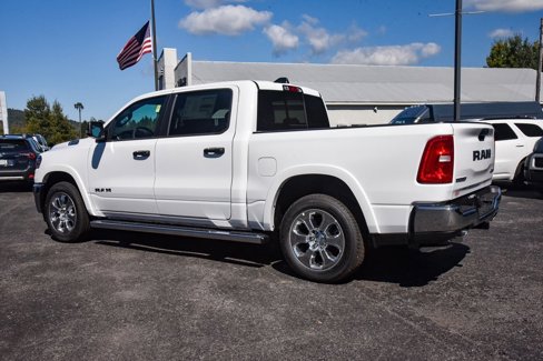 New 2026 RAM 1500 4x4 Crew Cab image 5