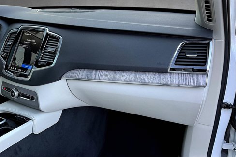 Certified 2024 Volvo XC90 B6 Plus w/ Protection Package Premier image 26