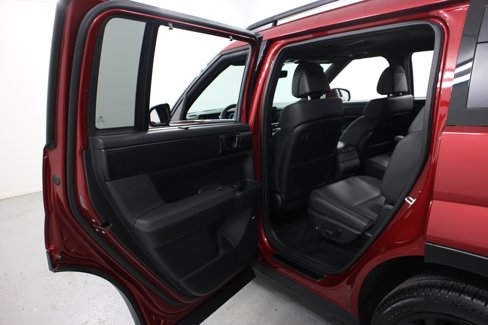 Used 2024 Hyundai Santa Fe Calligraphy image 16