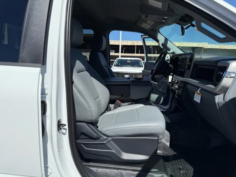 New 2026 Ford F550 4x4 Crew Cab Super Duty image 25