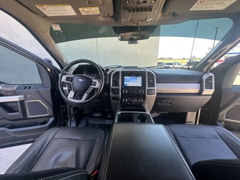 Used 2017 Ford F250 Lariat w/ Lariat Ultimate Package image 24
