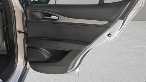 New 2025 Alfa Romeo Stelvio Sprint image 42