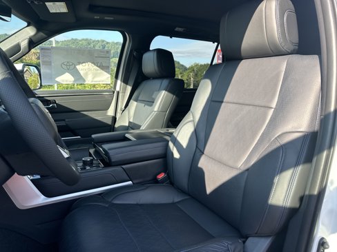 New 2025 Toyota Sequoia Platinum image 19