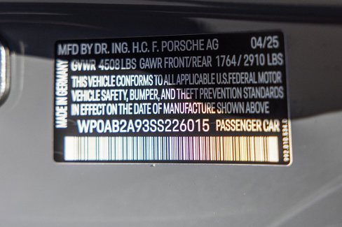 Certified 2025 Porsche 911 Carrera GTS image 31