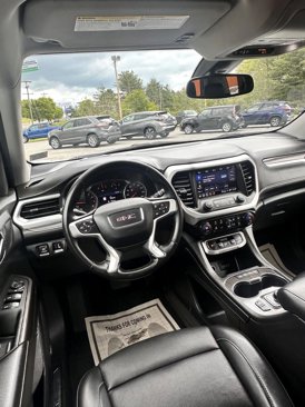 Used 2023 GMC Acadia SLT image 11