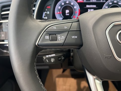 New 2025 Audi Q8 Premium image 26