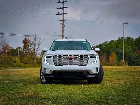 New 2026 GMC Acadia Denali w/ Super Cruise Package image 9