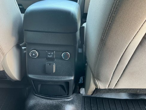 Used 2019 Ford Explorer XLT w/ Equipment Group 201A image 25