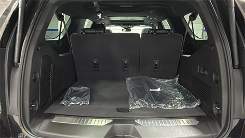 New 2026 Chevrolet Suburban Premier w/ Sun And Tow Package image 6