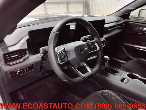 Used 2025 Ford Mustang GT image 11
