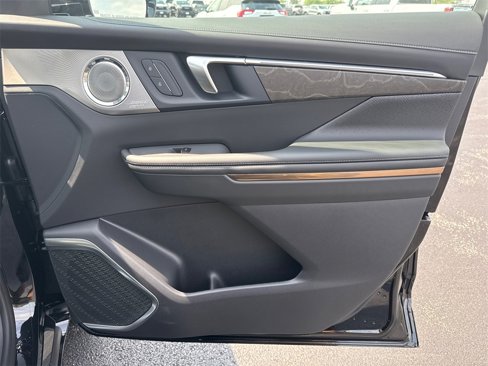 New 2026 Buick Enclave Avenir image 39