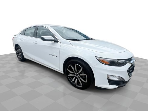 Certified 2025 Chevrolet Malibu RS image 1
