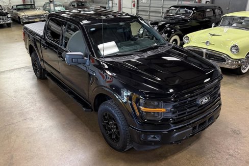 Used 2024 Ford F150 XLT w/ Equipment Group 302A MID image 3