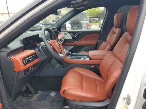 New 2025 Lincoln Aviator Reserve w/ Equipment Group 201A image 12