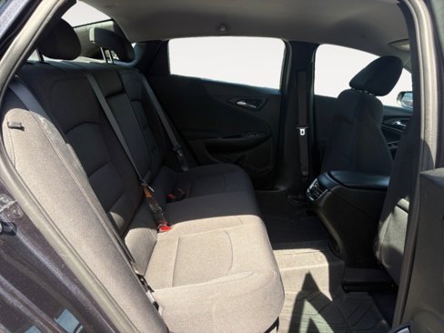 Used 2023 Chevrolet Malibu LT w/ LPO, Floor Liner Package image 9
