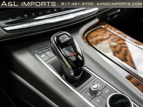 Used 2023 Cadillac Escalade ESV Sport Platinum w/ LPO, ONYX Package image 47