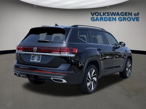 New 2025 Volkswagen Atlas SE image 11