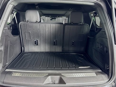 Used 2025 GMC Yukon XL Denali image 41