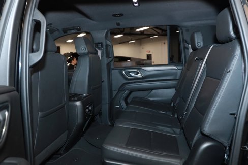 Used 2024 Chevrolet Suburban LT image 11