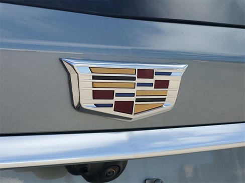 New 2025 Cadillac XT6 Luxury image 32