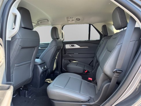 New 2025 Ford Explorer Active w/ Active Comfort Package image 13